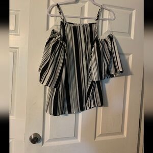 Woman's cold shoulder i